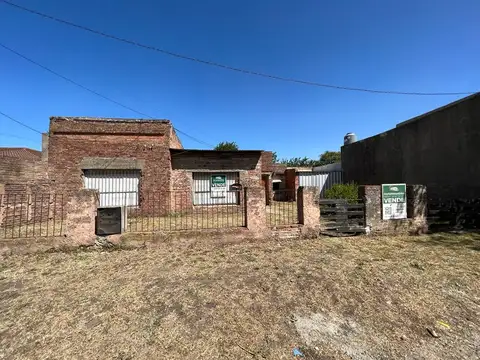 Amplio Lote Centrico – Lobos - Oportunidad