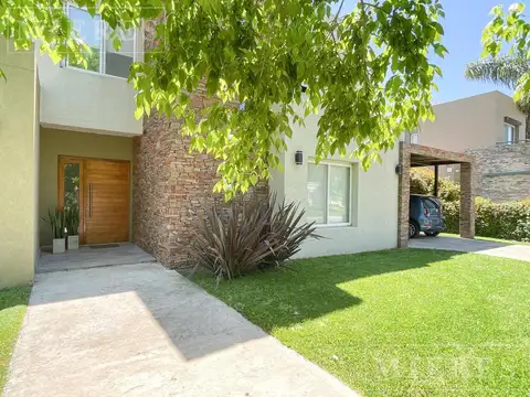 Casa en Venta de 5 dormitorios