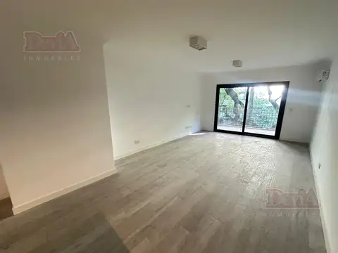 Avenida Coronel Diaz al 1700