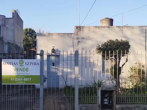Venta casa 3 ambientes Haedo