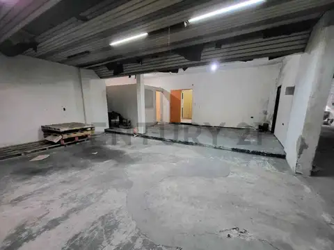 Deposito para desarrollo multifamiliar en Haedo – Zona C5 – Acepta m² en parte de pago