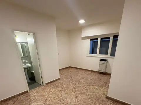 Departamento en alquiler permanente 1 ambiente amplio - Plaza Colón
