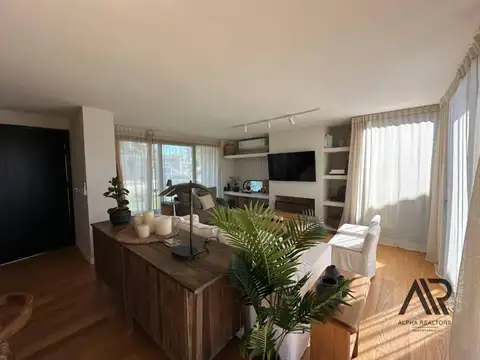 Alquiler 3 Dormitorios  Amooblada Huertas De Los Horneros