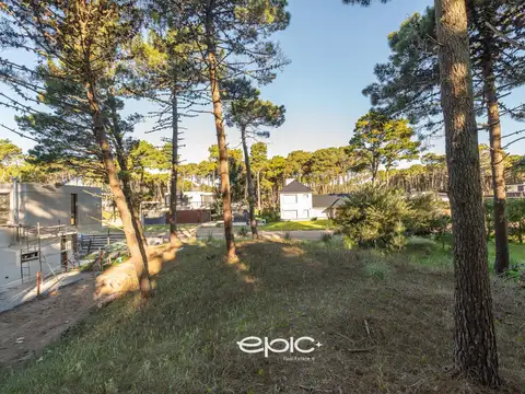 Terreno en venta barrio Pioneros con seguridad en Pinamar