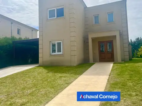Barrio Los Castaños casa en venta de 3 dormitorios y dependencias. | Nordelta