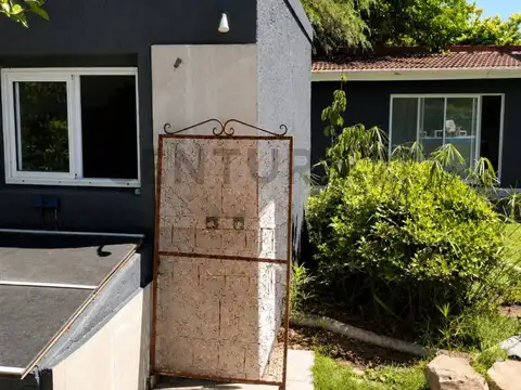 Casa 4 ambientes con 4 baños
