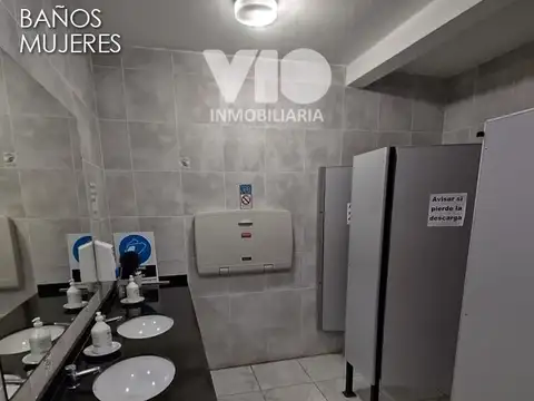 Local en Primera Junta casi Bolivar