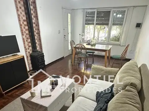 Casa 4 ambientes con 1 baño