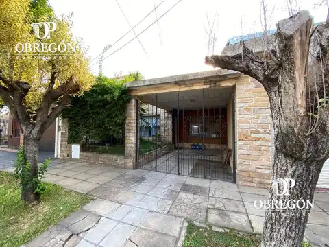 VENTA CASA 4 AMBIENTES CON LOCAL  205 MTS - Castelar