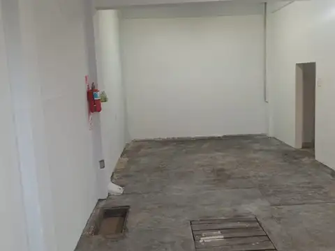 Galpón Multipropósito, en  Liniers
