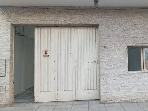 Galpón Multipropósito, en  Liniers