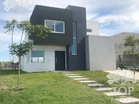 av de los lagos 100