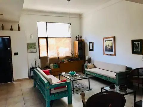 VENTA CASA 4 AMBIENTES EN NUÑEZ, CON COCHERA,PATIO, PARRILLA Y TERRAZA