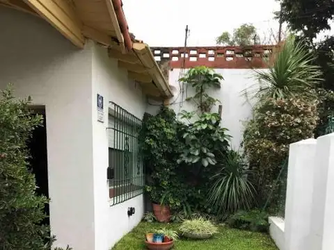 Venta de casa 4 ambientes, Virreyes