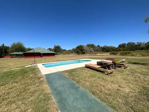 SALON EVENTOS + 2 CASAS Y PILETA SAN ANDRES DE GILES