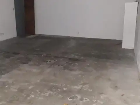 Galpon en Venta en Olivos, USD 300.000