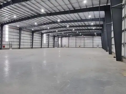 Galpon en Venta 105  mts Fondo