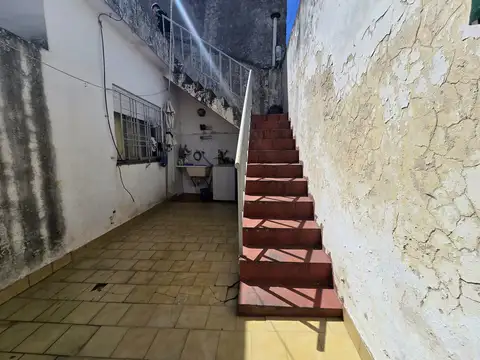 Depto Tipo Casa en Venta 66 años