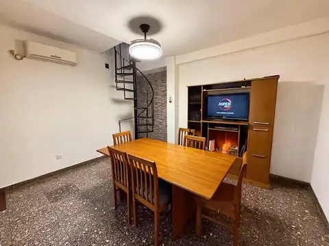 Depto Tipo Casa en Venta de 4 dormitorios