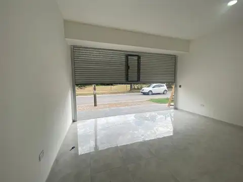 Local en Venta 1 año