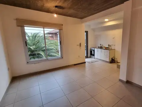 Departamento en Alquiler en Quilmes Oeste, USD 400