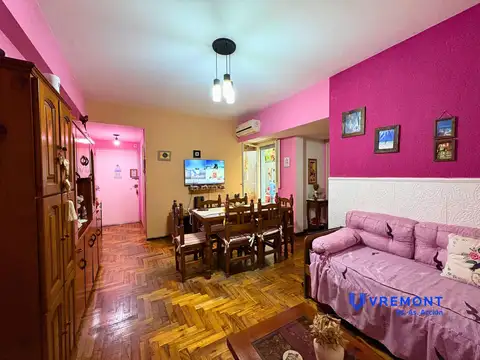 Venta de departamento 2 ambientes con patio en el barrio de Congreso,