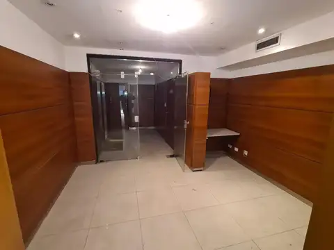 Oficina en alquiler en Catalinas / Microcentro de  300 m2