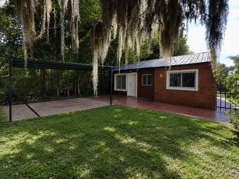 VENTA – Casa de 2 dormitorios mas comodín en Funes.