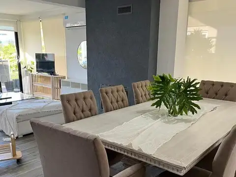 VENTA DE CASA ESTILO MODERNO-LAGOON -PILAR