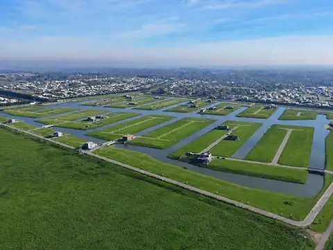 Terreno de 500 m2 en BARRIO PRIVADO Funes Lakes