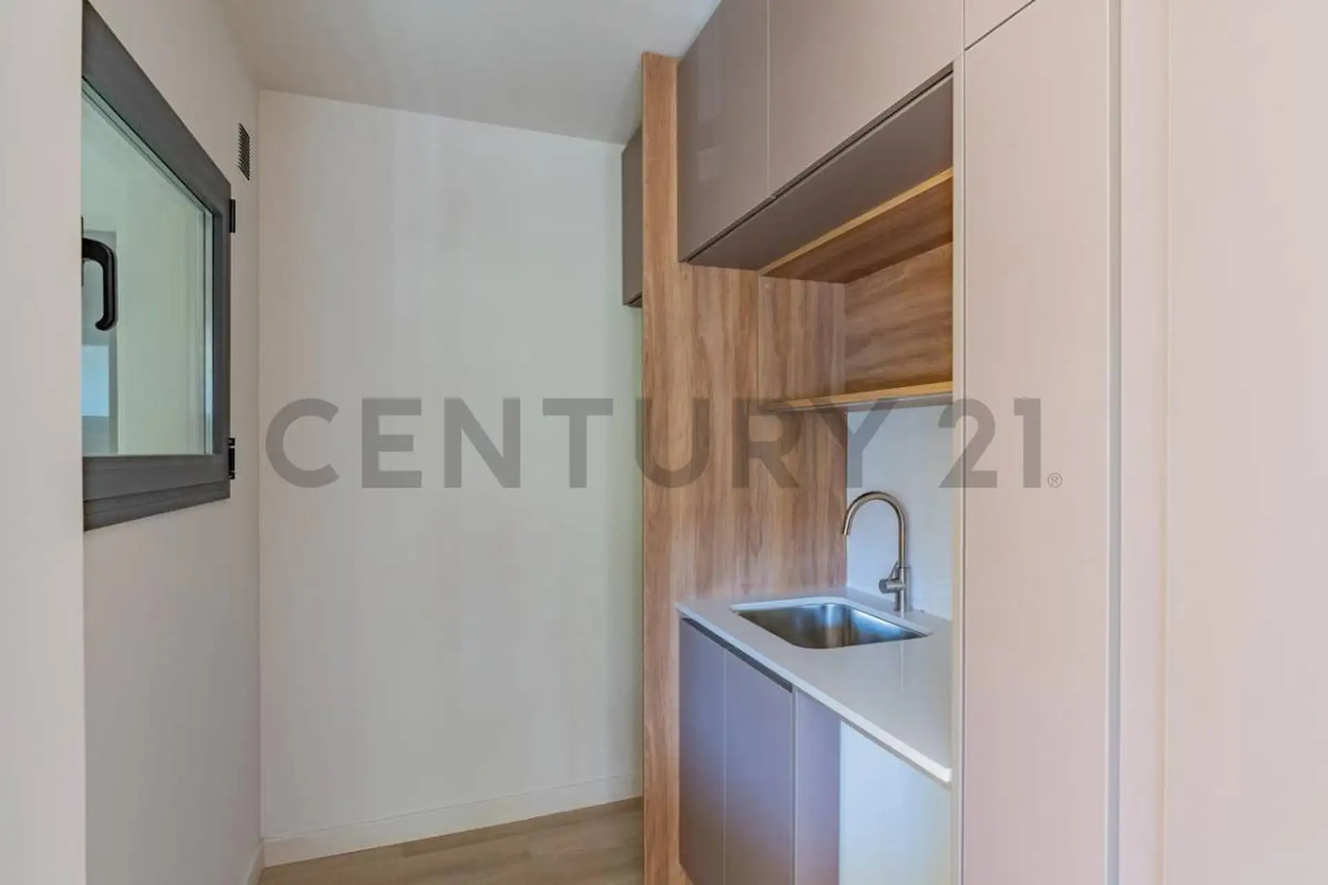 Venta piso 4 ambientes en Güemes - Edificio Malé 3