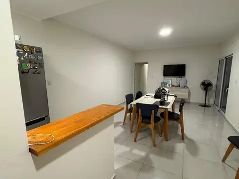 Depto Tipo Casa en Venta de 2 dormitorios