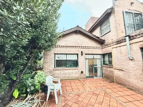 Casa 4 ambientes con 3 baños