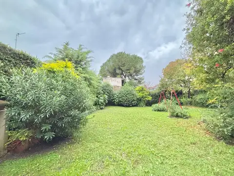 VTA CASA 4 AMB JARDIN MUÑIZ SAN MIGUEL APT CREDITO