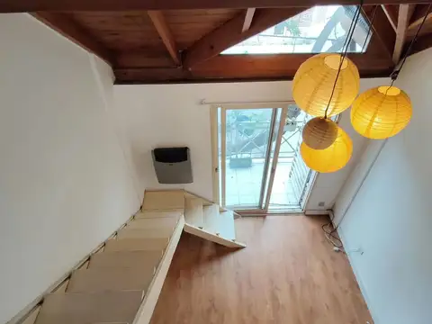 Depto Tipo Casa en Venta 28 años