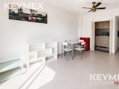 Avenida Luis Maria Campos  al 100