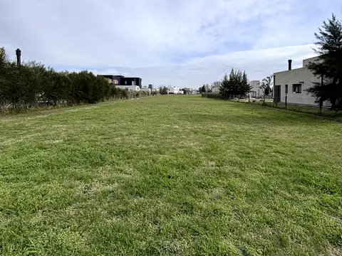 Terreno en Venta en Club de campo Cruz del Sur, USD 48.000