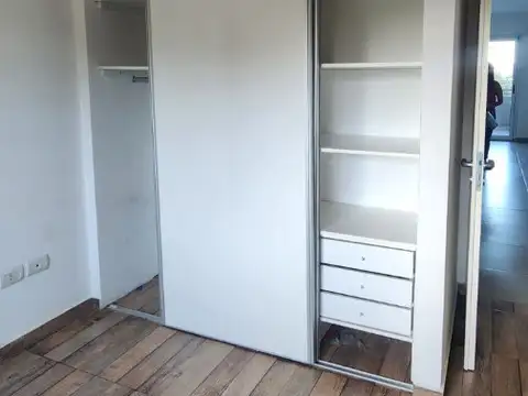 Avenida Almirante Brown 3300, Piso 2