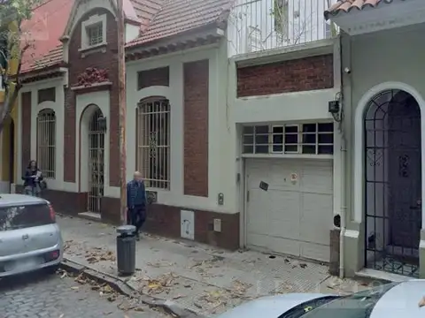 CASA 4 DORMITORIOS   DEP   COCH   TERRAZA   PARRILLA   PATIO   VENTA COLEGIALES