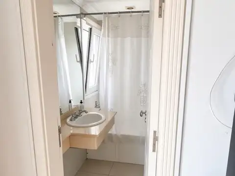 Departamento en Alquiler con 1 cocheras