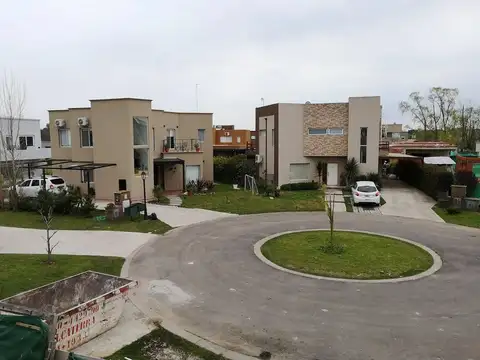Venta Lote en Barrio Privado en La Cañada de Pilar