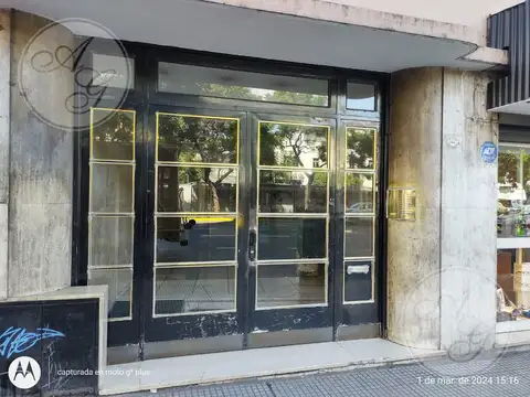 Avenida Rivadavia  al 5400