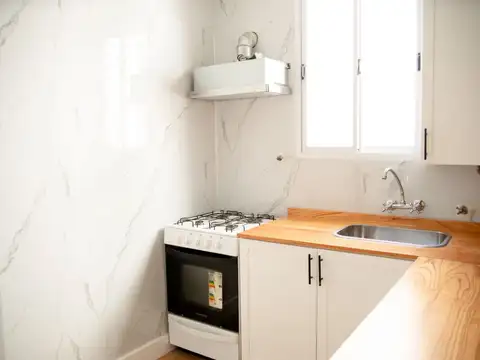 Depto Tipo Casa en Venta 63 años