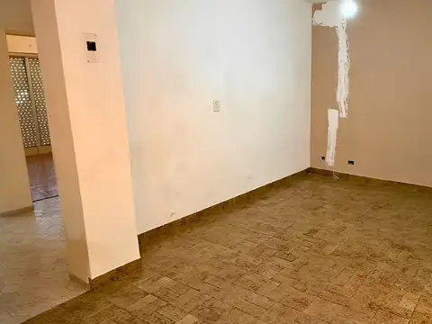 Depto Tipo Casa 4 ambientes con 1 baño
