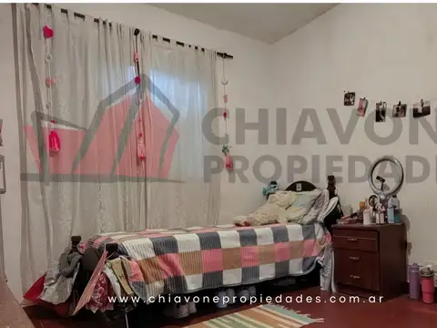 Casa 4 ambientes con 1 baño