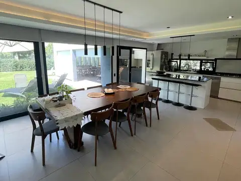 Casa en Venta al Oeste