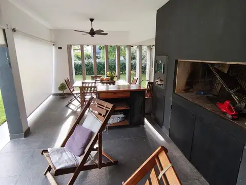 Casa en Venta al Oeste