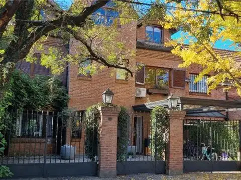 Casa en Venta de 5 dormitorios