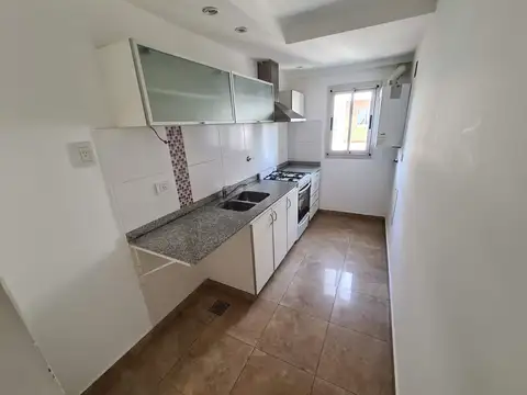 Departamento en Alquiler con 1 cocheras