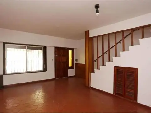 Casa tipo duplex en venta en Carapachay